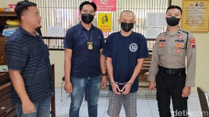 EA (30) warga Purworejo, Jawa Tengah tersangka pemerkosaan anak di bawah umur.