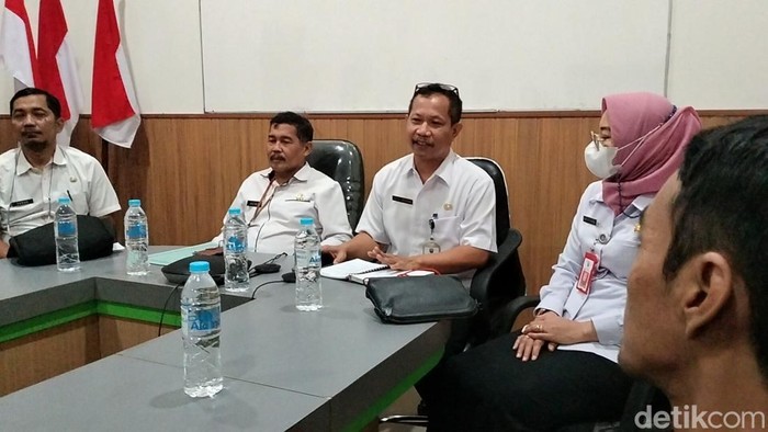 Pemkab Probolinggo tarik mobdin yang digerebek Satpol PP
