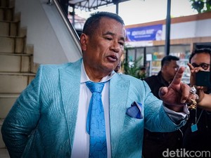 Tolak Permintaan Damai Razman, Hotman Paris: Nggak Ngaca?