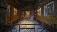 Penampakan triclinium, atau ruang makan, yang disebut Hall of Pentheus, bagian dari House of Vettii.