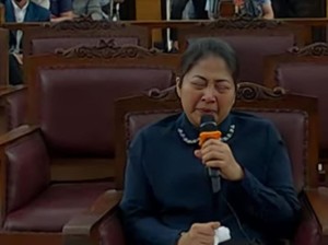 Putri Candrawathi Nangis Cerita Detik-detik Yosua Masuk Kamarnya