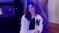 Saat menjadi tamu dalam konten YouTube Ini Bukan Talkshow, Putri Ziani mengaku tengah fokus berakting dan sempat main Preman Pensiun 6 dan 7 sebagai Irin. (Foto: dok Instagram)