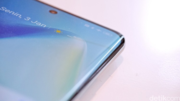 Realme 10 Pro Plus Realme 10 Pro Plus