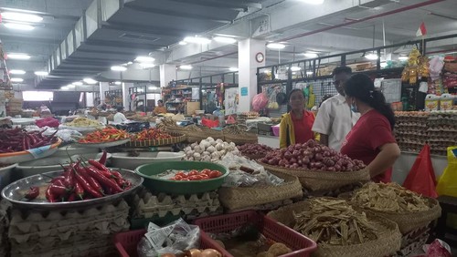 Salah satu lapak pedagang di Pasar Banyuasri Singaraja, Buleleng, Bali, Rabu (11/1/2023).