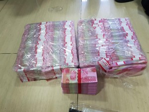 Modus Penipuan Dukun Gadungan Gresik Mulai Ritual hingga Pakai Uang Mainan