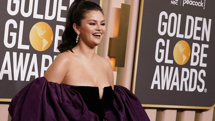 Selena Gomez arrives at the 80th annual Golden Globe Awards at the Beverly Hilton Hotel on Tuesday, Jan. 10, 2023, in Beverly Hills, Calif. (Photo by Jordan Strauss/Invision/AP)
