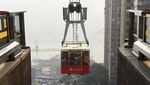 Sensasi Melintasi Sungai Yangtze di China dengan Kereta Gantung