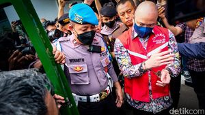 Potret Irjen Teddy Minahasa dkk Berompi Tahanan Kejaksaan
