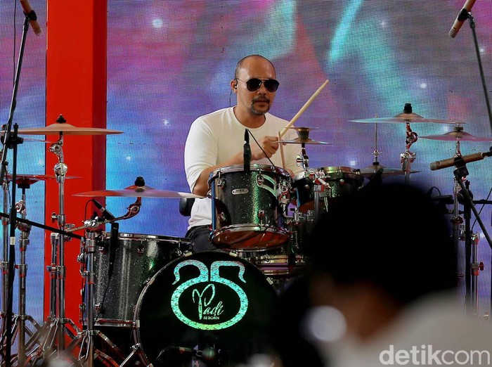 Yoyok Drummer Padi Reborn