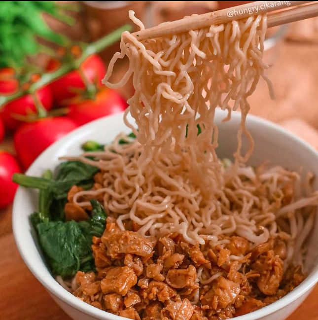 Yuk, Jajan Bakmi Bangka Topping Ayam Gurih Manis di 5 Tempat Ini!