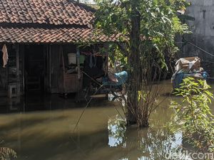 Rumah Roboh Sejak Tahun Baru, 13 KK Asal Bedono Demak Masih Mengungsi