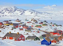 Ternyata... Ada Rahasia di Balik Warna-warni Bangunan di Greenland
