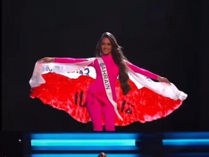 Tolak Kenakan Bikini, Begini Gaya Miss Bahrain di Miss Universe 2022