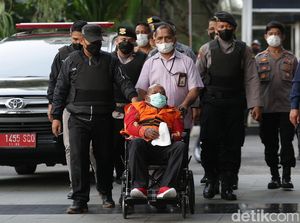 Saat Lukas Enembe Gampang Ditangkap karena Simpatisan Berkurang Drastis