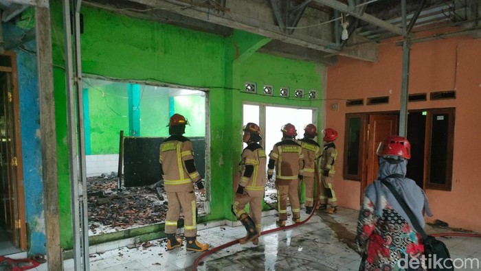 Kebakaran Ponpes di Purwakarta