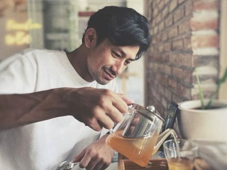 Momen Kuliner Revaldo, Ternyata Hobi Nongkrong di Kafe