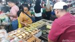 Geliat Bisnis di Pasar Kue Subuh yang Mau Dipindah Mulai 10 Februari