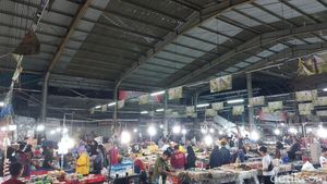 Geliat Bisnis di Pasar Kue Subuh yang Mau Dipindah Mulai 10 Februari