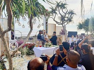 Penghulu Kenang Pernikahan Venna-Ferry di Mendoyo: Masyarakat Antusias