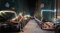 Empat rangkaian Electric Multiple Unit (EMU) ini telah tiba di Indonesia pada 25 Desember 2022 lalu. Rangkaain kereta dikirim secara bertahap menuju Depo Tegalluar, Bandung mulai (111) kemarin. Saat ini rangkaian EMU tersebut sudah berada di PLB Cakung.