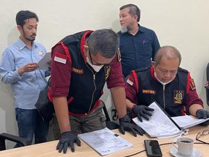 Usut Dugaan Korupsi, Kantor PT Bukit Asam di Sumsel Digeledah Jaksa