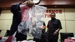 Polisi Tunjukkan Barbuk Perampokan Rumdin Wali Kota Blitar