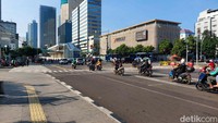 Jalanan di Jalan M.H Thamrin terpantau ramai lancar.