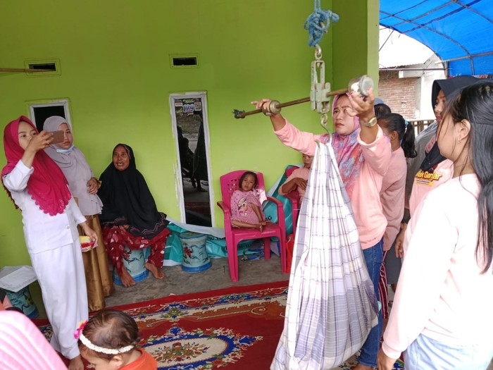 Relawan Ganjar Gelar Penyuluhan Ibu Hamil & Imunisasi Balita di Sulsel