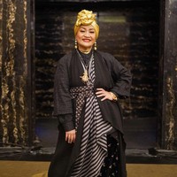 Sahabat Ronal Surapradja ini membagikan perjalanan sehatnya di Instagram. Menurutnya tidak ada usaha yang mengkhianati hasil. Dengan konsisten dan disiplin berat badan ideal dan tubuh sehat pun bisa didapatkan. Foto: Instagram/@tikeprie