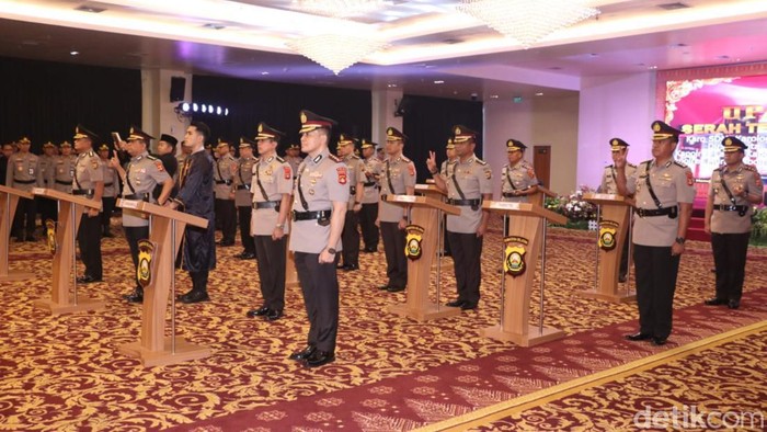 Upacara sertijab kapolres dan PJU Polda Sumsel yang diganti.