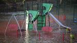 Bak Kolam Renang, Taman Bermain di Wales Terendam Banjir