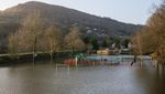 Bak Kolam Renang, Taman Bermain di Wales Terendam Banjir