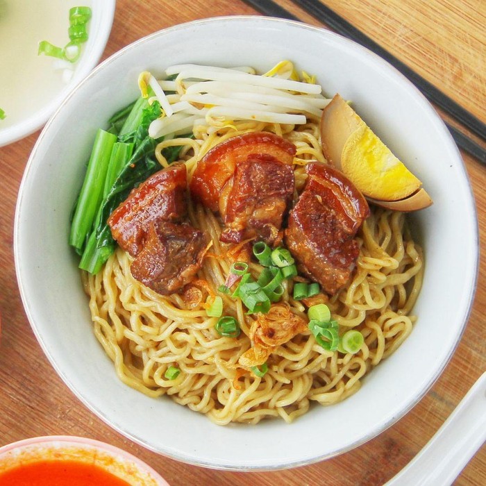 Bakmi enak di BSD