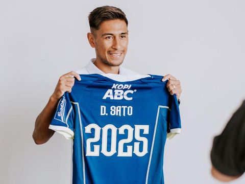 Daisuke Sato memperpanjang kontraknya bersama Persib Bandung.