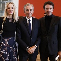 Jabatan baru Delphine dikatakan baru resmi dilakoninya pada Februari mendatang berbarengan dengan ditunjuknya anak sulung Bernard, Arnault, Antoine, untuk mengepalai grup keluarga. Foto: Getty Images