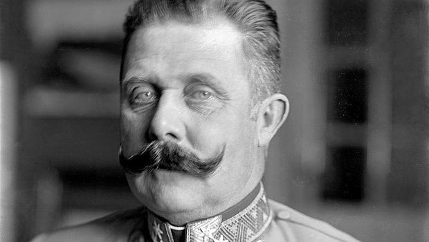 Franz Ferdinand, Archduke of Austria-Este (1863–1914) berseragam.