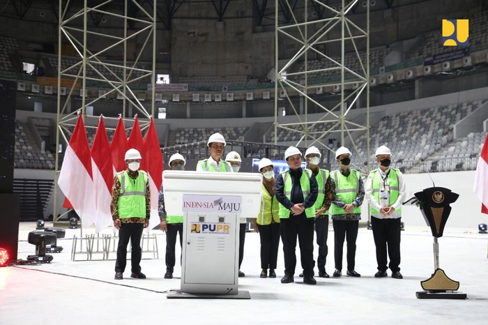 Indoor Multifunction Stadium (IMS) di Kawasan GBK Topping Off Indoor Multifunction Stadium (IMS) yang berada Kawasan Gelora Bung Karno (GBK)