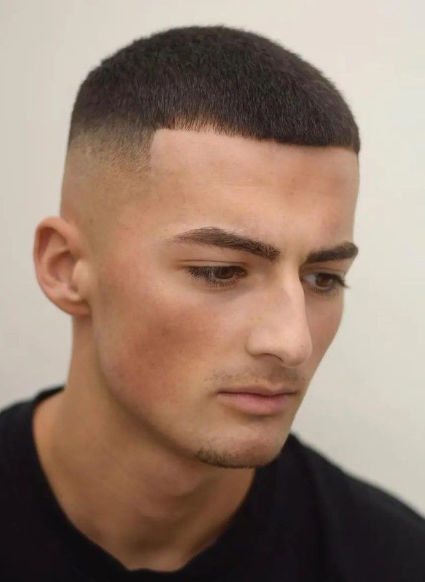 Inspirasi model rambut botak @garbermoriarty