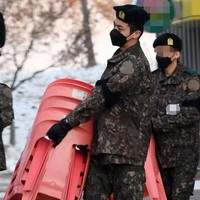 Dengan popularitas Jin BTS, penampilannya selama wajib militer menjadi sorotan publik. Foto: Instagram