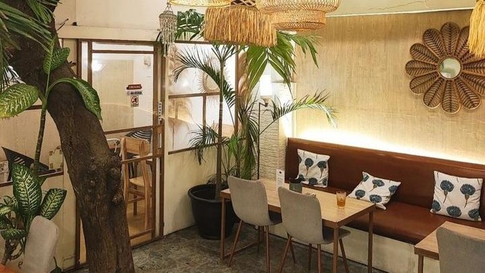Kafe Makassaar  Mark Trees Cafe