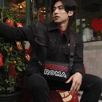 Fendi mengambil inspirasi dari reinterpretasi Logo Fendi Roma untuk koleksi tahun baru Imlek 2023. Foto: Dok. Fendi.
