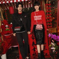 Fendi mengambil inspirasi dari reinterpretasi Logo Fendi Roma untuk koleksi tahun baru Imlek 2023. Foto: Dok. Fendi.