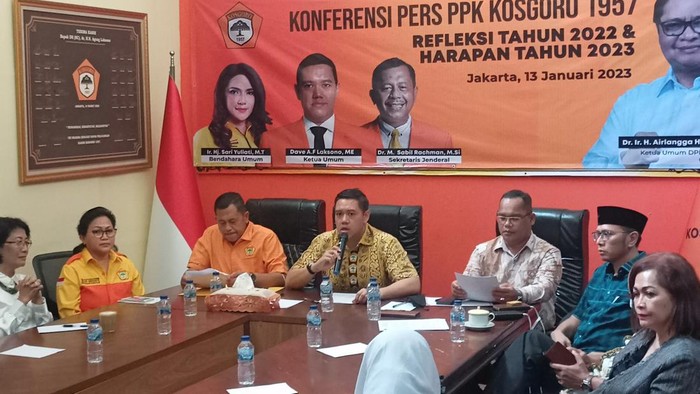 Konferensi pers Kosgoro 1957.