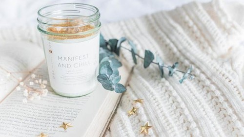 Manifestasi impian dan cita-cita.