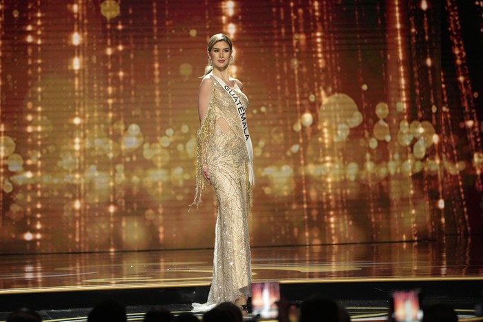 Miss Guatemala Ivana Batchelor NEW ORLEANS, LOUISIANA - JANUARY 11: Miss Guatemala, Ivana Batchelor walks onstage during the 71st Miss Universe preliminary competition at New Orleans Morial Convention Center on January 11, 2023 in New Orleans, Louisiana. (Photo by Josh Brasted/Getty Images)