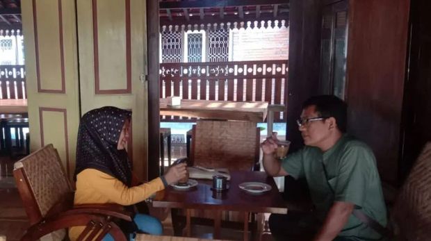 nongkrong dengan hawa sejuk di tengah hamparan sawah, Luweng Lempung pilihannya