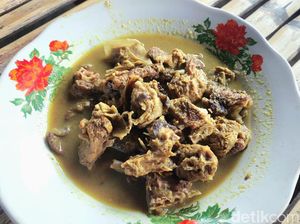 Cuan! Rumah Makan Itik Khas Sidrap Ini Bisa Raup Rp 50 Juta/Hari