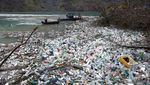 Kotor! Tumpukan Sampah Padati Danau di Serbia