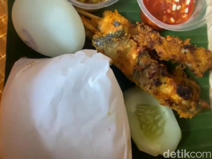 Sate Komo Bandeng Saat Mampir ke Kota Pasuruan