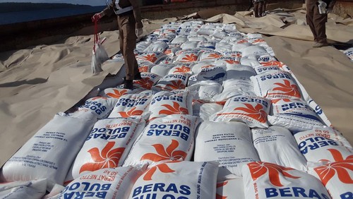 Sebanyak 5000 ton beras asal Vietnam masuk ke NTT. (Yufen Ernesto/detikBali).